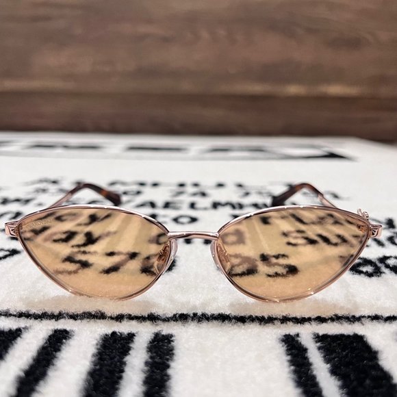 Swarovski Sk0261 28G Cat Eye Gold Tone Swarovski Crystal Logo On Arms Sunglasses Swarovski SK7025 XXL (58 - 20) with Brown lenses and Gold  main image 3